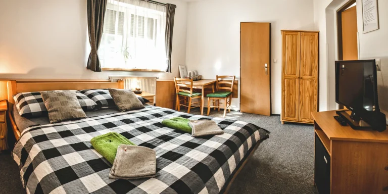 Až na 15 dní do Českého Krumlova s možností snídaně i lahví sektu