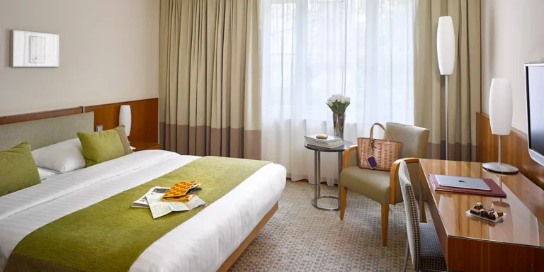 Pobyt v Praze kousek od náměstí Republiky: secesní hotel se snídaní i saunou