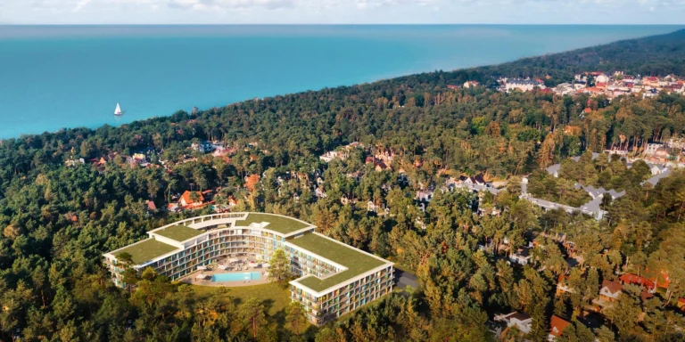 Luxusní hotel u Baltského moře: polopenze, wellness, bazény, atrakce pro děti a zábava nejen pro ně