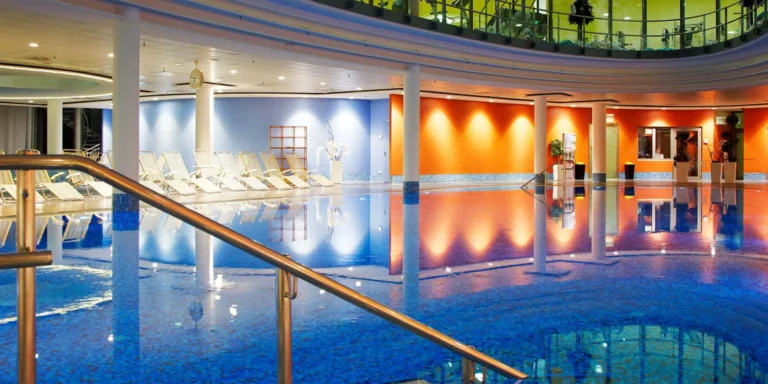Pobyt v berlínském 4* wellness hotelu: snídaně, bazén, sauna i jacuzzi
