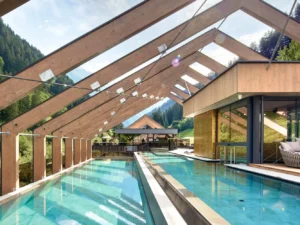 Nádherný resort v Tyrolsku: v náruči přírody, s plnou penzí plus a neomezeným wellness