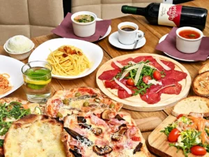 Otevřený voucher na 300–1 200 Kč na cokoliv v italském bistru Tutto Bene