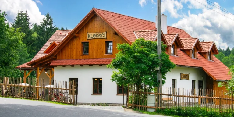 Pobyt ve Žďárských vrších: penzion v přírodě se snídaní, polopenzí i privátním wellness