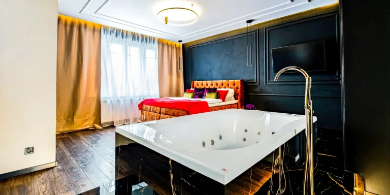 Dovolená na Slovensku: luxusní apartmán s vířivkou a snídaní v centru Nitry