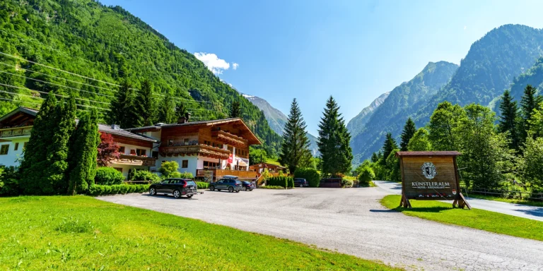 Kaprun a Kitzsteinhorn: pobyt s wellness, polopenzí a turistika