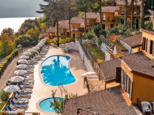 Pobyt u jezera Lago di Garda: moderní apartmány, bazény i mazlíčci zdarma