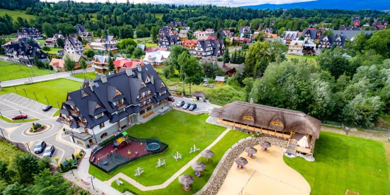 Dovolená v Białce Tatrzańské: wellness, soukromá písčitá pláž s výhledem na Tatry i jídlo