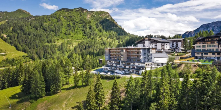 Luxusní hotel v Korutanech: all inclusive a wellness, až 2 děti zdarma