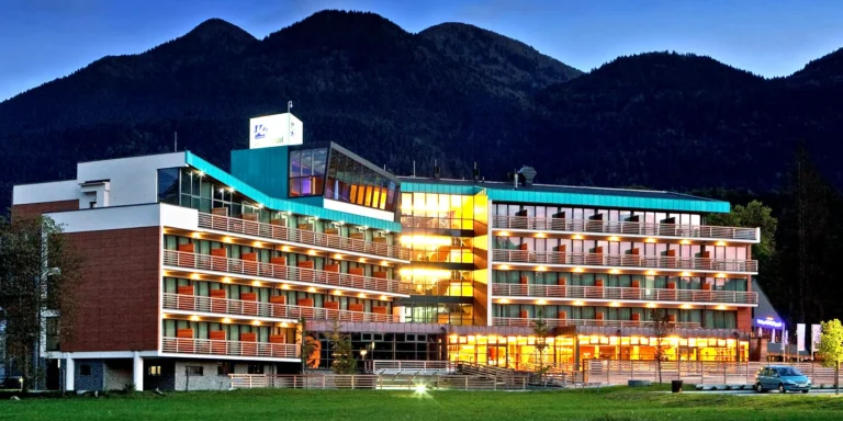 Aktivní pobyt v srdci Julských Alp: 4* hotel s aquaparkem, snídaně a sauna