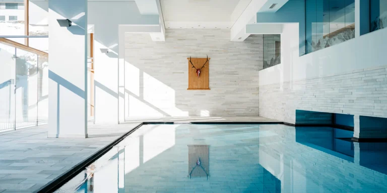 Dovolená v Tyrolsku: pobyt ve 4* hotelu s polopenzí, neomezeným wellness a kartou výhod
