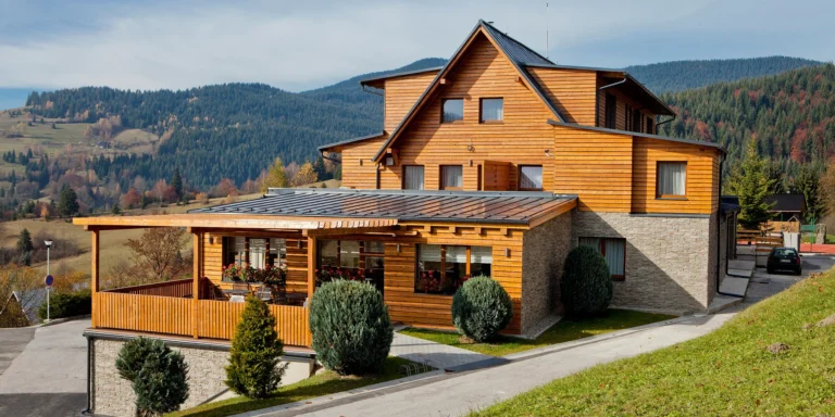 Pohodový pobyt v přírodě Malé Fatry: 4* hotel s jídlem a wellness pro dva