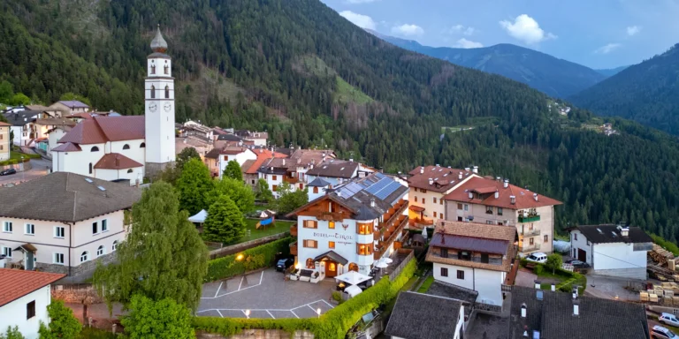Brentské Dolomity se snídaní či polopenzí a wellness pro 2 osoby