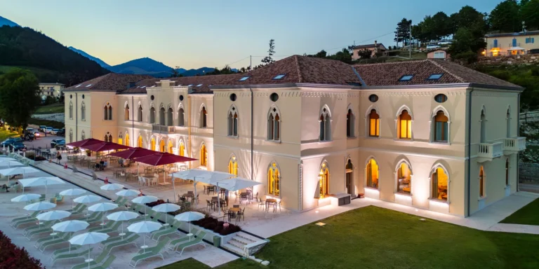 Pobyt v italských Alpách: hotel 19 km od Lago di Garda vč. snídaně a bazénu