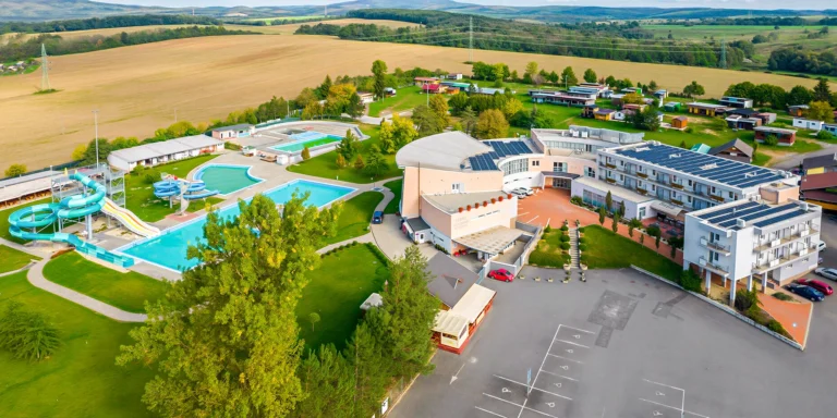 Pobyt v Dolné Strehové s polopenzí a neomezeným vstupem do bazénů a saunového světa