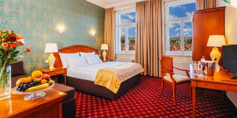 Pobyt v centru Prahy: elegantní 4* hotel se snídaní, 10 minut od Václavského náměstí