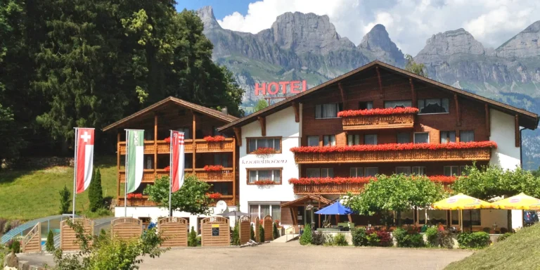 Švýcarské Alpy: hotel s výhledem na jezero Walensee, polopenze, wellness i 1 noc zdarma
