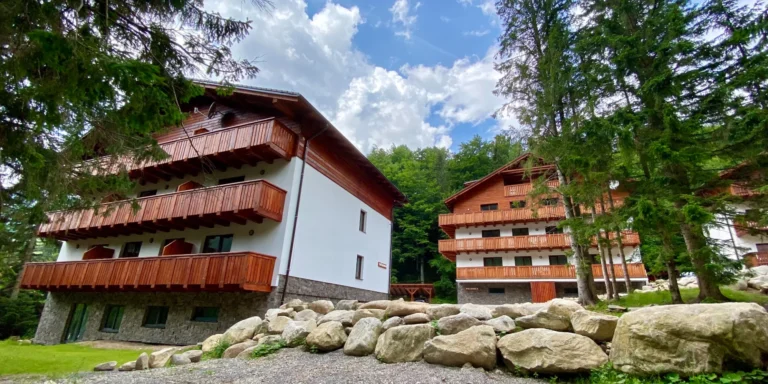 Pobyt na jižní straně Chopku: plně vybavené apartmány blízko turisticky oblíbených míst
