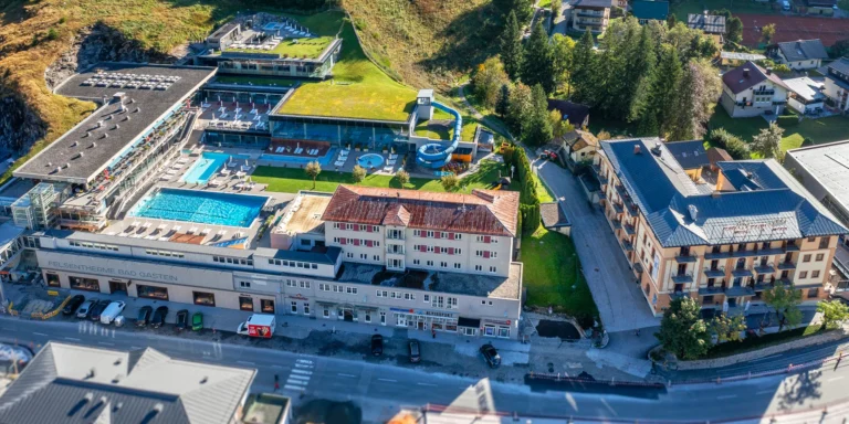 Rakouské Alpy: polopenze, termály, aquapark, saunový svět i karta výhod