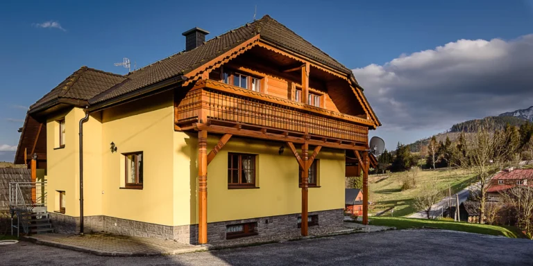Belianské Tatry: chata ve Ždiaru až pro 10 osob s krbem i kuchyní
