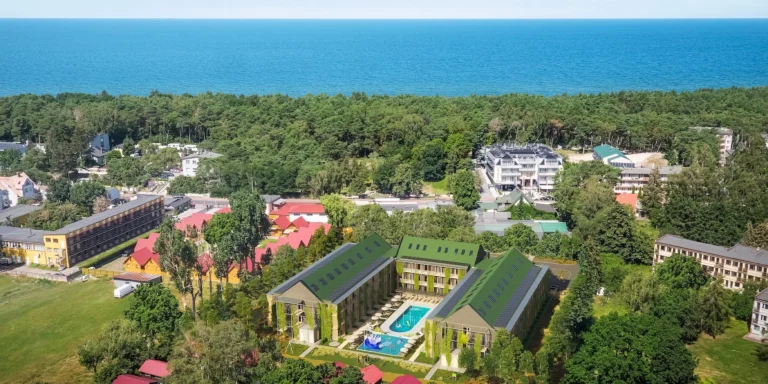 Nové apartmány u Baltského moře: bazén, poloha kousek od pláže i výlety do Kolobřehu