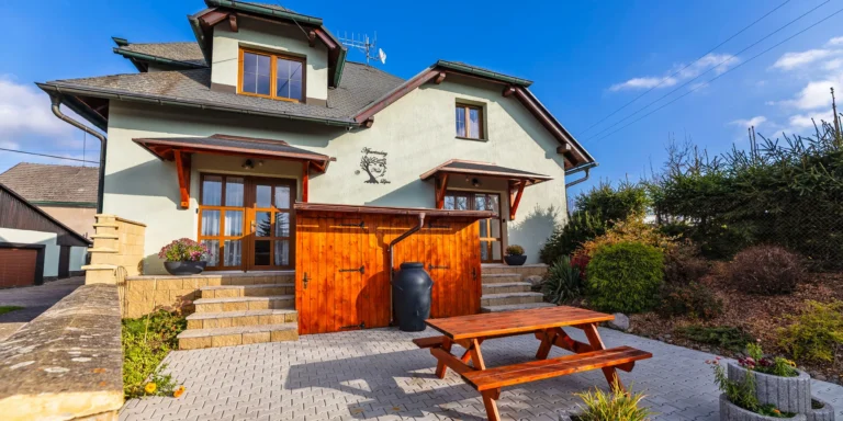 Apartmány v Českém ráji: krásné ubytování, slavná skalní města, Trosky i Kost na dosah
