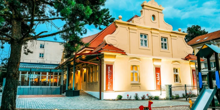 Pobyt v penzionu v Rajeckých Teplicích se stravou a s poctivým řemeslným pivem