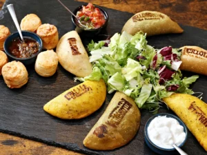 Bezlepková Argentina: degustační menu pro 2 osoby vč. vegetariánských empanadas