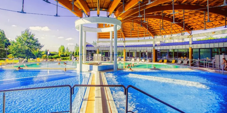 Pobyt ve 4* hotelu se vstupem do lázní Bükfürdő a zábavního centra FunCity