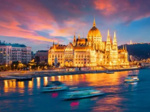 Královský odpočinek v Budapešti se snídaní a neomezeným wellness