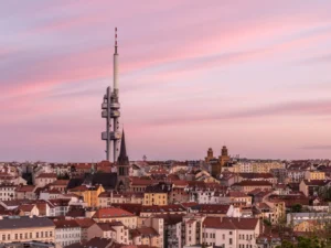 Vstupenky do Observatoře Žižkovské věže: koukněte na Prahu z výšky 93 metrů