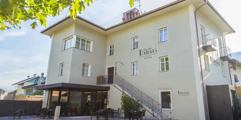 Pobyt v Alpách: hotel v jedné z nejhezčích italských vesnic se snídaní či polopenzí