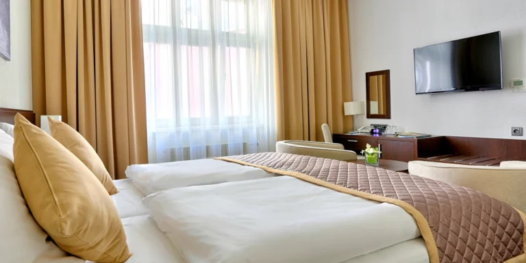 Piešťany: hotel přímo v srdci lázeňského ostrova, procedura a polopenze