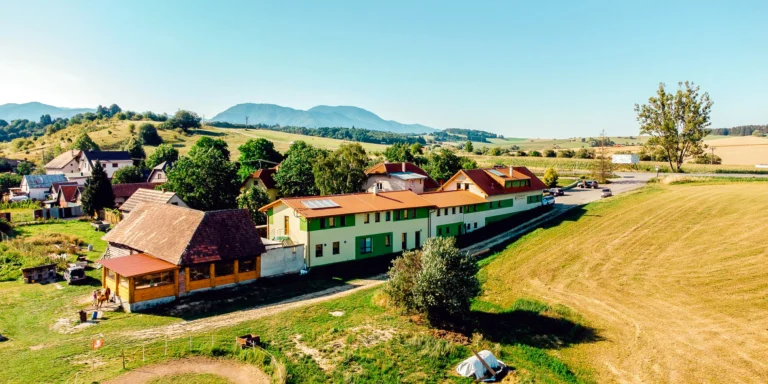 Výjimečný pobyt v penzionu nedaleko Martina s polopenzí a vstupem do wellness