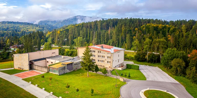 Zrekonstruovaný hotel na Čingově v jedné z nejlepších lokalit ve Slovenském ráji: strava i sleva do AquaCity Poprad
