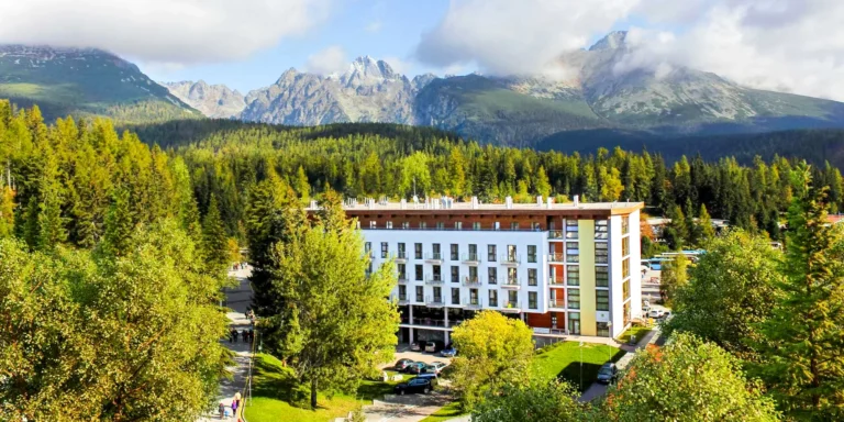 Stylové apartmány na Štrbském Plese vč. snídaně a privátního wellness