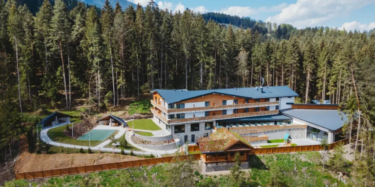 Dokonalý odpočinek v Liptovském Jánu v novém Spa & Wellness Hotelu Fitak**** se stravou a neomezeným wellness