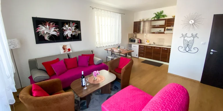 Stylové apartmány kousek od termálního koupaliště Podhájska