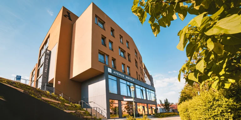 Pobyt v pokoji či apartmánu se snídaní v centru Plzně pro 2-3 osoby