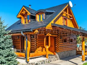 Ubytování ve stylově zařízené dřevěnici ve Vysokých Tatrách až pro 6 osob