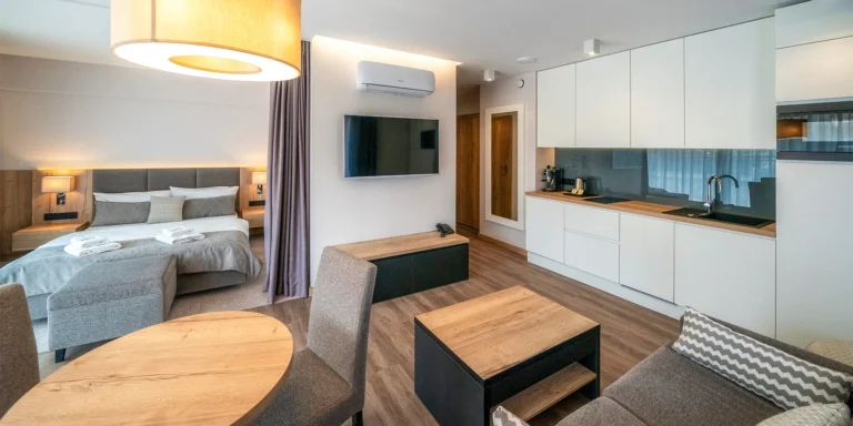 Pobyt v polských Beskydech: apartmány blízko lanovky, snídaně i vstup do wellness