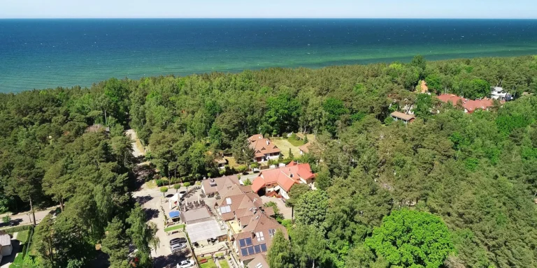 K Baltu s plnou penzí i wellness: útulný hotel kousek od pláže, možnost procedur