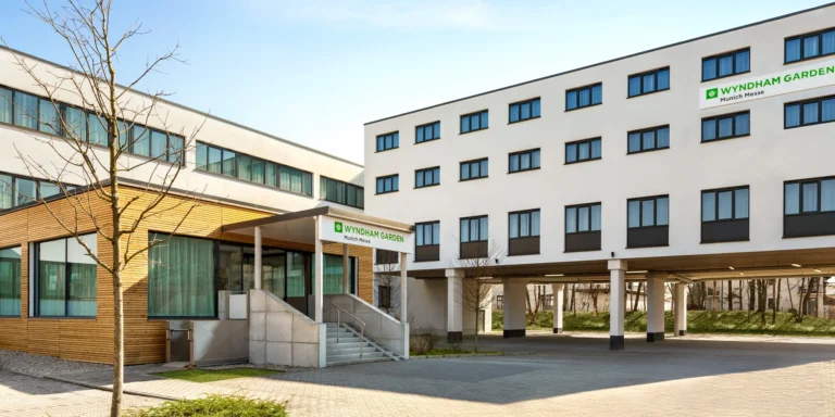 Pobyt v srdci Mnichova: hotel se snídaní a až 2 děti do 13,9 let zdarma