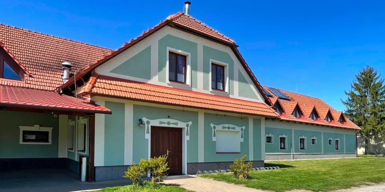 Dovolená na statku s koňmi u Kroměříže: snídaně či polopenze, možnost projížďky
