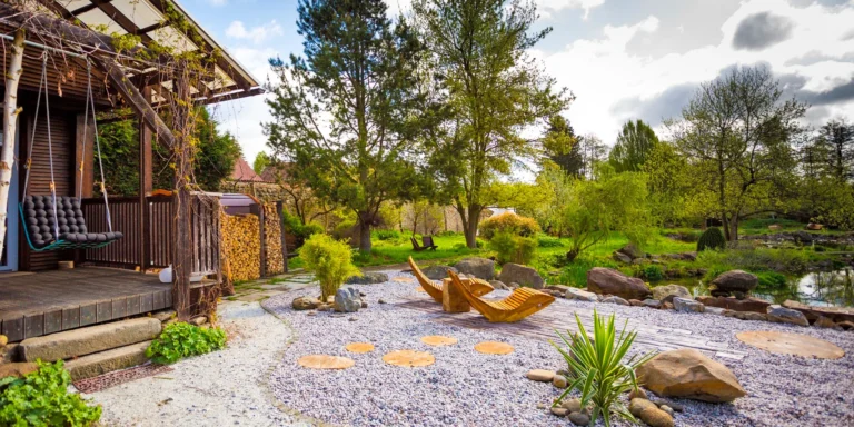 Stylový tiny house v západních Čechách pro dva: sauna, jezírko i muzikoterapie