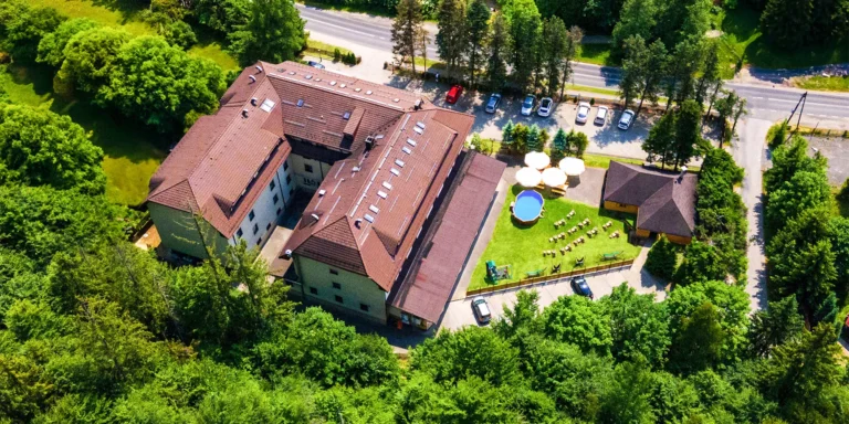 Polská strana Slezských Beskyd: snídaně či polopenze a neomezený wellness