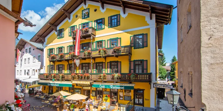Hotel v centru Zell am See: snídaně i polopenze, neomezeně sauna, letní karta výhod