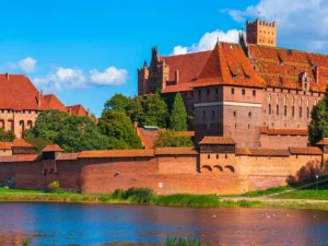 Gdaňsk a Helská kosa: zájezd na perlu Baltu se zastávkou v Malborku, 1 noc v hotelu se snídaní
