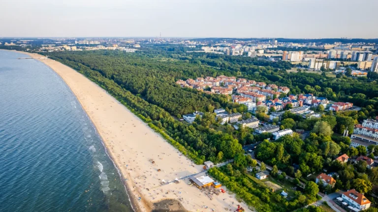 Dovolená v Gdaňsku u Baltského moře: polopenze, neomezeně wellness, 100 metrů od pláže, až 2 děti zdarma