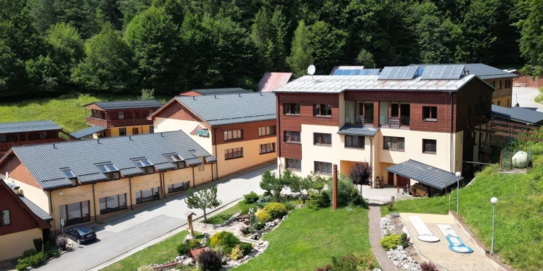 Slovenský ráj: aktivní rodinná wellness dovolená v Poráč Parku*** bez stravy i s polopenzí