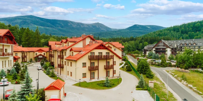 Relaxační pobyt v horách: hotel v Karpaczi s polopenzí a neomezeným wellness